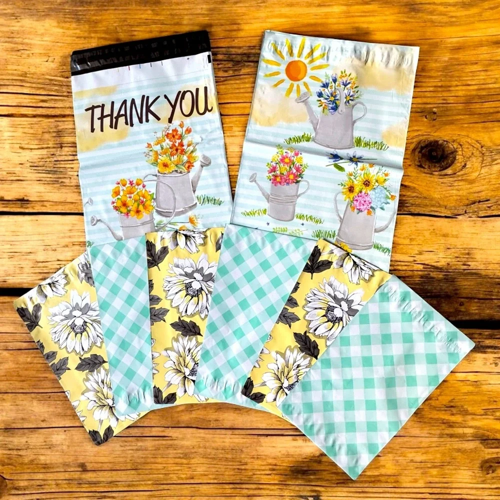 (10) 6x9 & 10x13 Spring Poly Mailers (Pack #14)